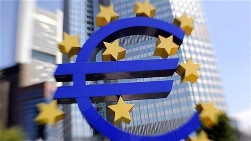 اليورو مستقر قرب أدنى مستوياته منذ مايو 2017