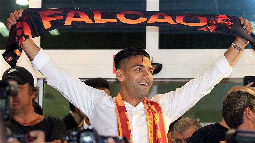 Mercato / Süper Lig : Radamel Falcao rejoint officiellement Galatasaray