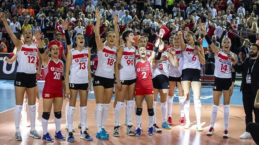 Волейболистки сборной Турции вышли в полуфинал ЧЕ