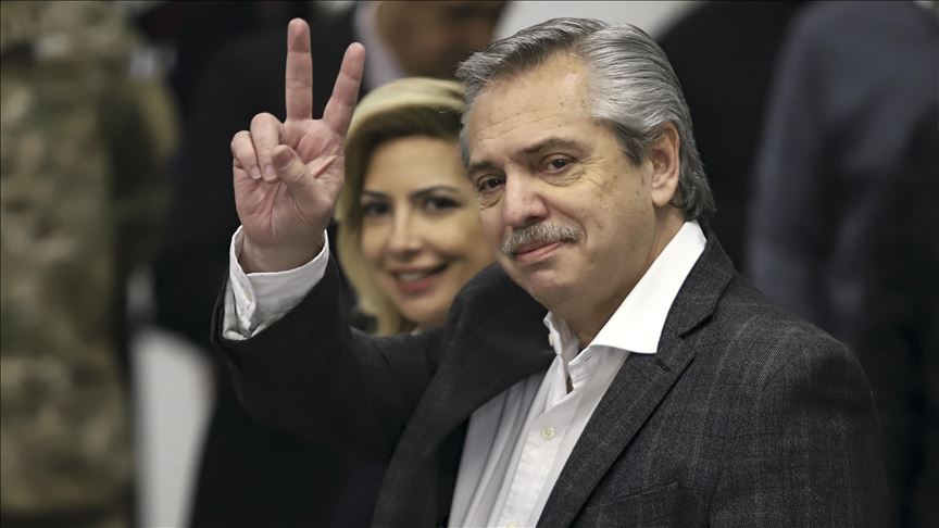 Alberto Fernández se reúne con empresarios e inversores en Madrid