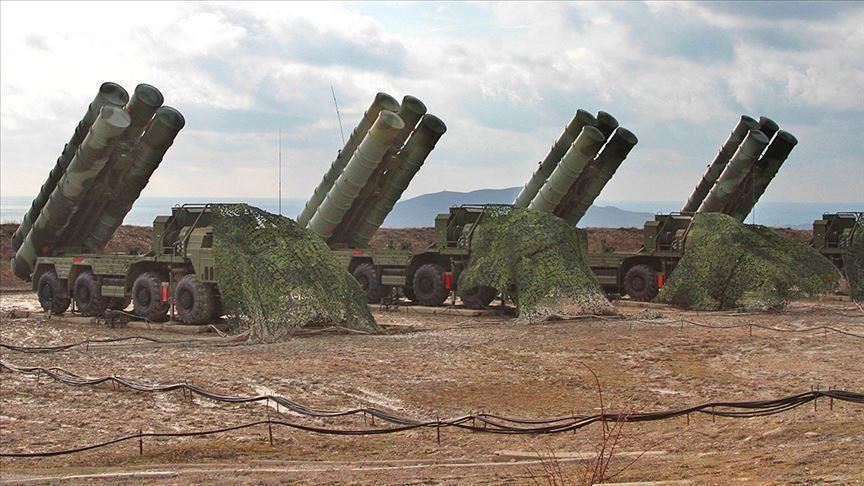 Rusia vendos sistem raketor pranë ishujve të diskutueshëm