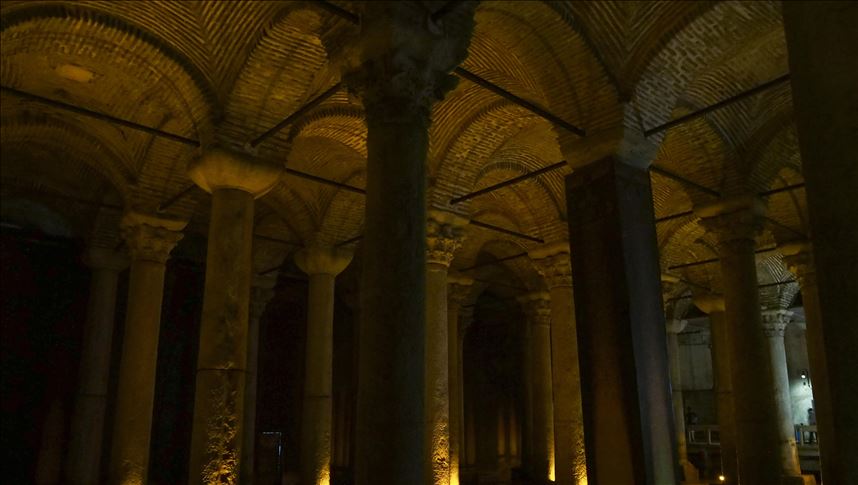 La Cisterna de Estambul, lugar de columnas majestuosas y estatuas misteriosas