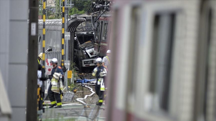 Japan: U sudaru kamiona i voza povrijeđeno najmanje 30 osoba