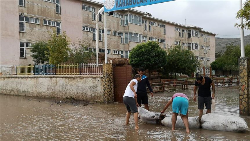 ئاگری.. باران بارینی بەلێزمە