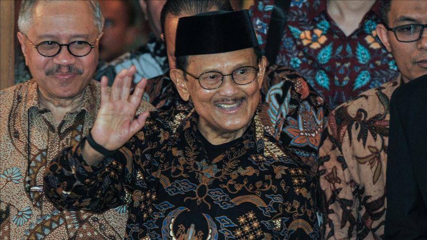Ish-presidenti indonezian, Habibie, ndërron jetë në moshën 83-vjeçare