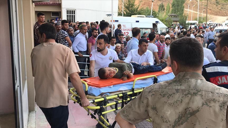 Li Bidlîsê minîbusa gund qelibî şerampolê: 10 mirî û 8 birîndar