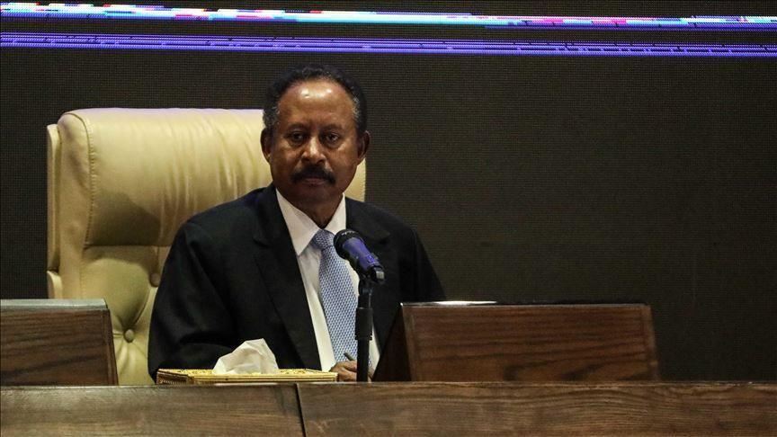 رئيس وزراء السودان: حريصون على تطوير التعاون مع بريطانيا