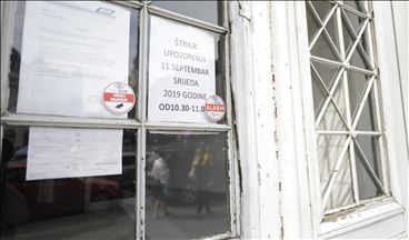 Polusatnim štrajkom upozorenja prosvjetni radnici u FBiH iskazali solidarnost s kolegama u USK