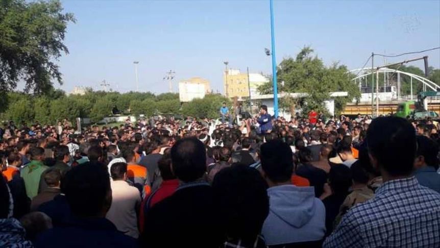 ادامه اعتراض کارگران در ایران