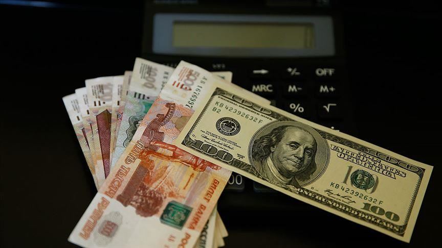 Россия в 2020 году не будет занимать в долларах