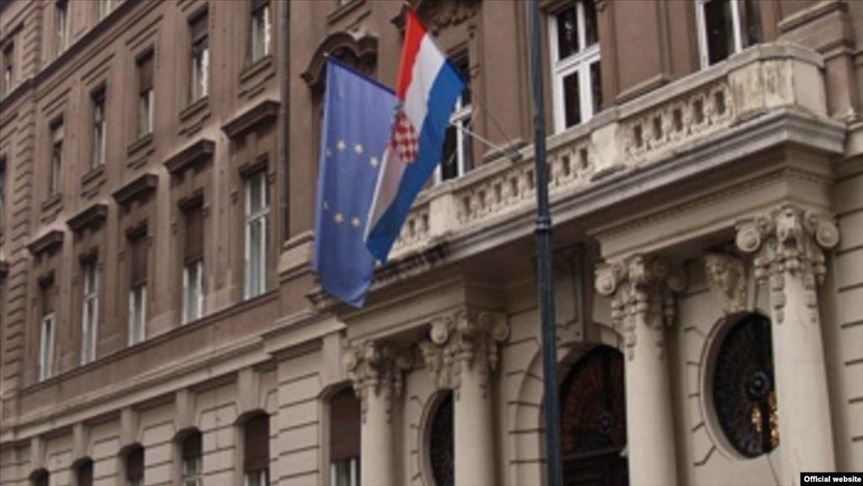 Hrvatska osudila podizanje spomenika Gabrieleu D'Annunziju u Trstu