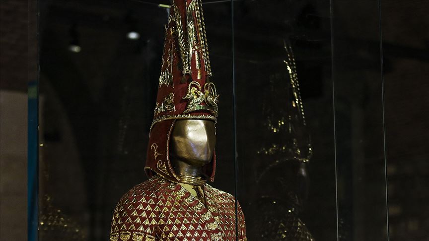 2500 yillik altin elbiseli adam turkiye de