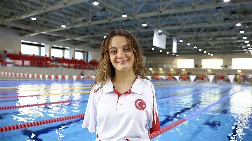 شناگر معلول ترکیه به مقام دوم مسابقات پارالمپیک دست یافت