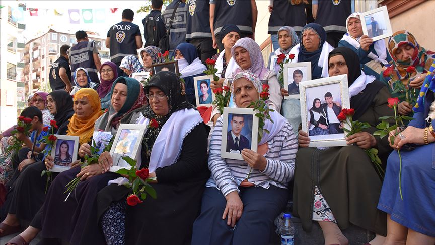 Hukukçular PKK'nın kaçırdığı çocukların yasal durumunu değerlendirdi 
