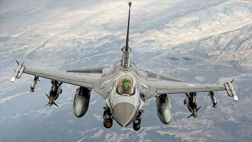 ВВС Турции уничтожили 3 террористов на севере Ирака 