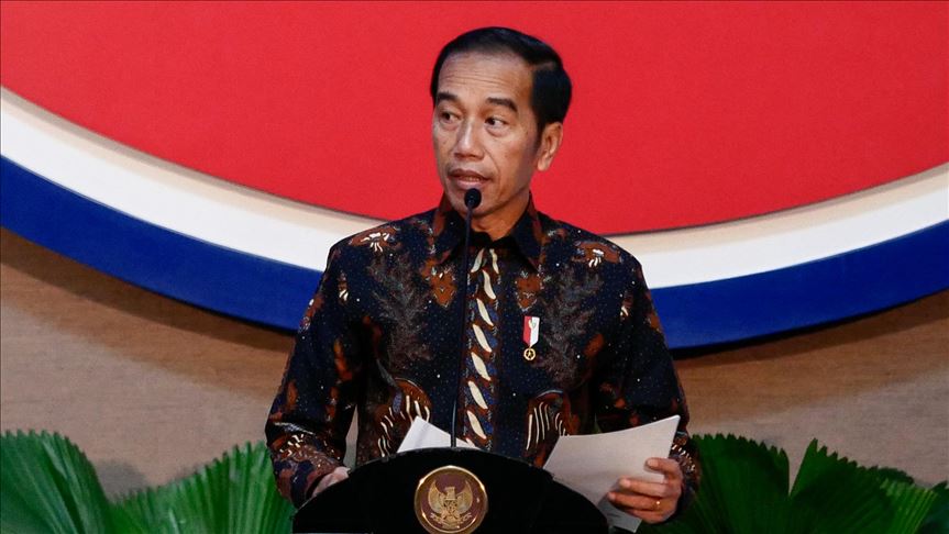 Kunjungi Riau, Jokowi gelar rapat terkait karhutla malam nanti