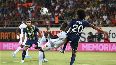 Turska Superliga: Aytemiz Alanyaspor savladao Fenerbahče s 3:1