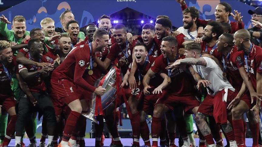 Liverpool inicia la defensa de su título en la Liga de Campeones de Europa