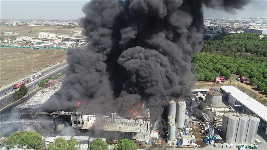 2 injured in chemicals factory fire in Istanbul