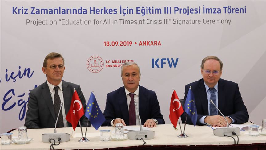 MEB'e AB fonlarından yeni eğitim protokolü