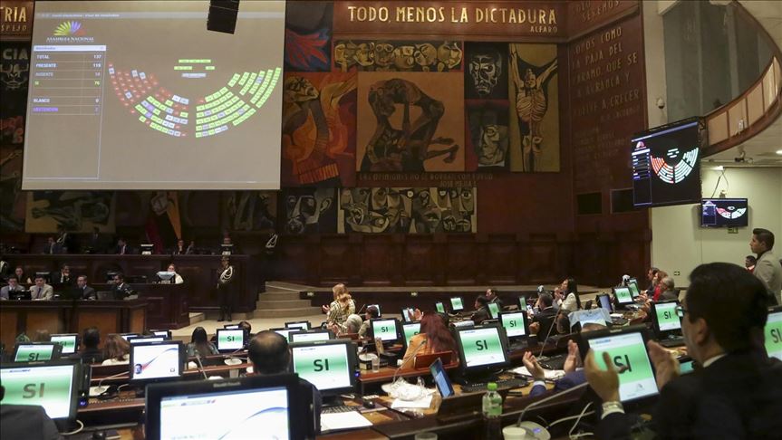 Parlamento de Ecuador aprueba informe para salida definitiva de Unasur