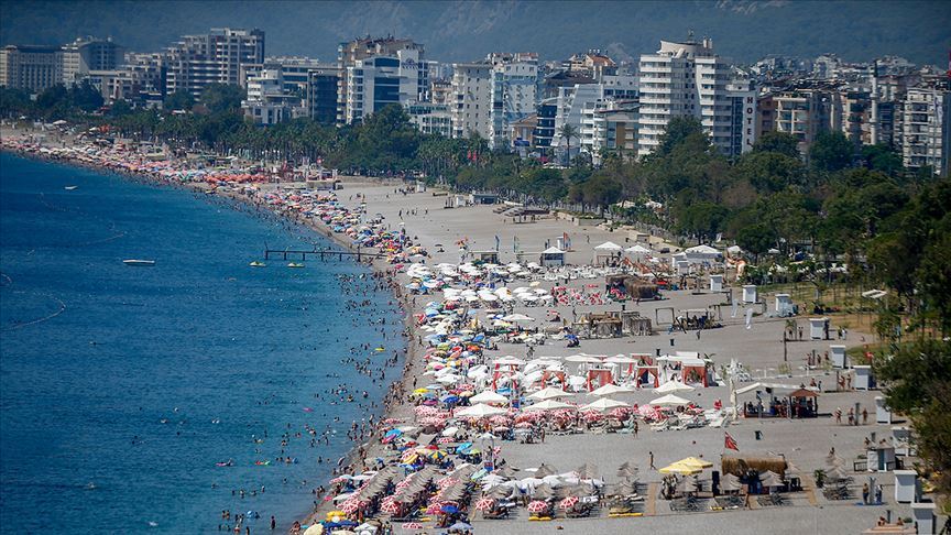 '1,5 milyon Ukraynalı turistten 700 bini Antalya'yı tercih ediyor'
