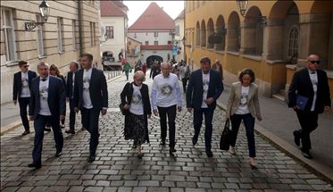 Zagreb: Ministri pješačili na sjednicu Vlade u tjednu mobilnosti