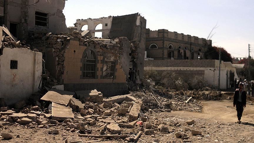 Арабская коалиция бомбит объекты хуситов на западе Йемена 
