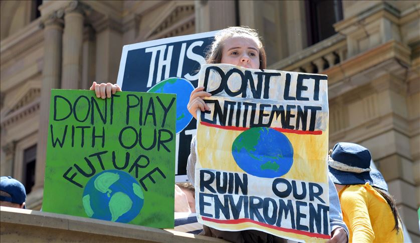 Australia: Thousands march on climate change