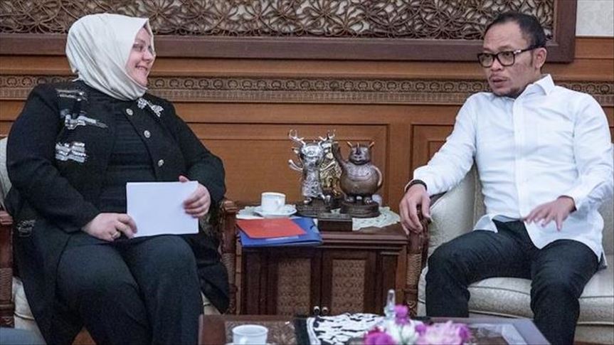 Presiden Joko Widodo tunjuk Menaker Hanif Dhakiri sebagai Plt Menpora