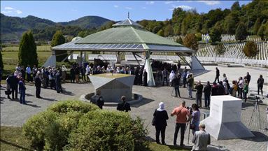 Obilježena 16. godišnjica otvaranja Memorijalnog centra Srebrenica - Potočari