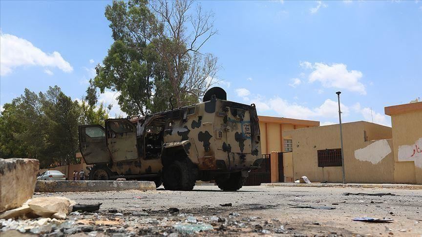قوات "الوفاق" تعلن تدمير دبابة وآلية عسكرية لحفتر جنوبي طرابلس