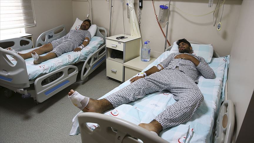 Darbedilip zorla Türkiye'ye gönderildiği iddia edilen 2 düzensiz göçmen hastaneye kaldırıldı