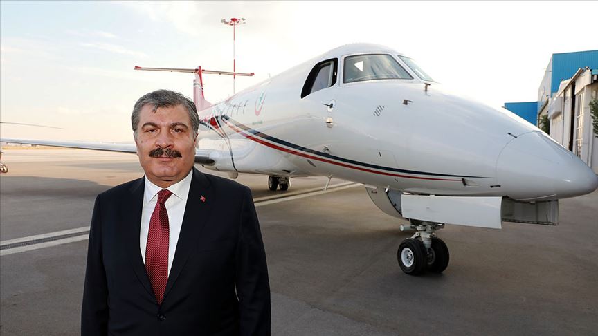 Bakan Koca: Türkiye vatandaşından ücret almadan hava ambulansı hizmeti yapabilen tek ülke