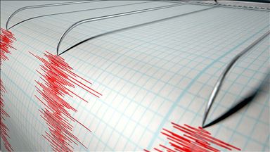 Endonezya'da 6,4 büyüklüğünde deprem