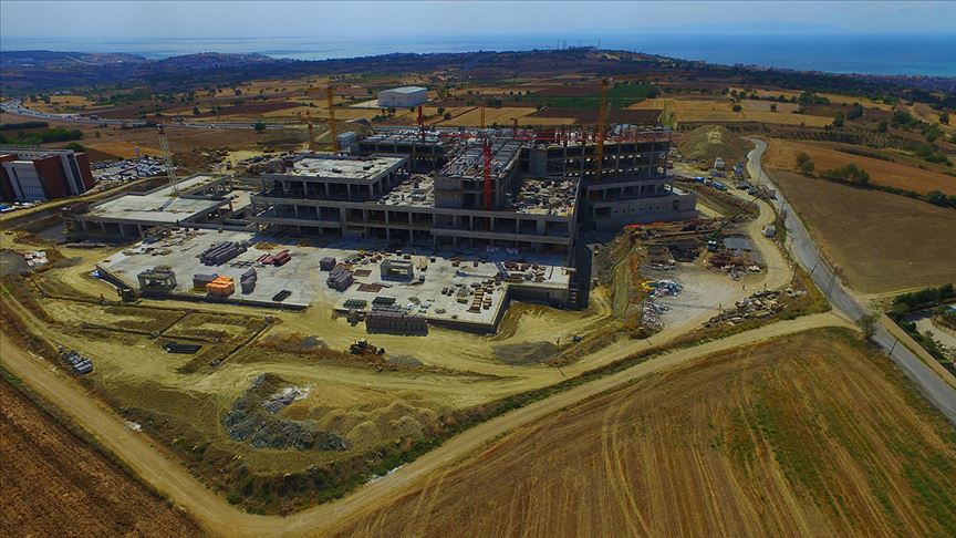 Trakya'nın 'tek şehir hastanesi' yükseliyor 