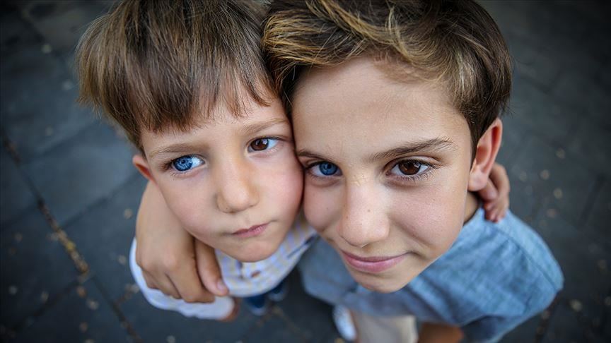 Turkey: Brothers with rare eye color draw attention