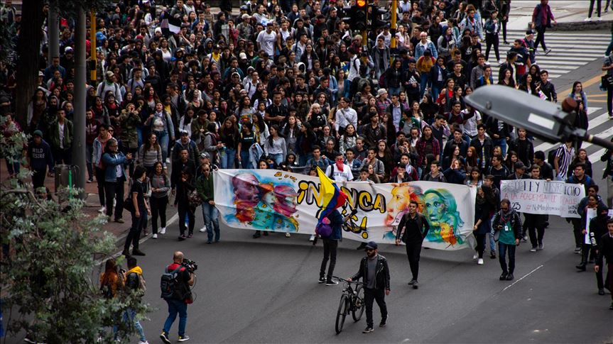 Estudiantes en Colombia rechazan ingreso de la fuerza pública a las universidades