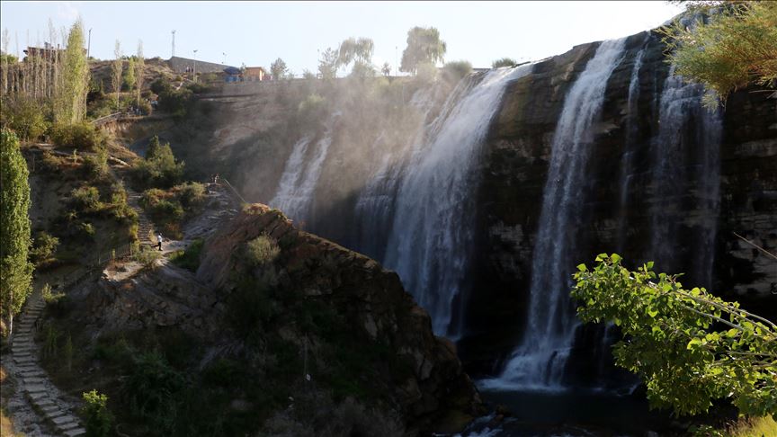 Тортум - завораживающая красота водопадов Турции