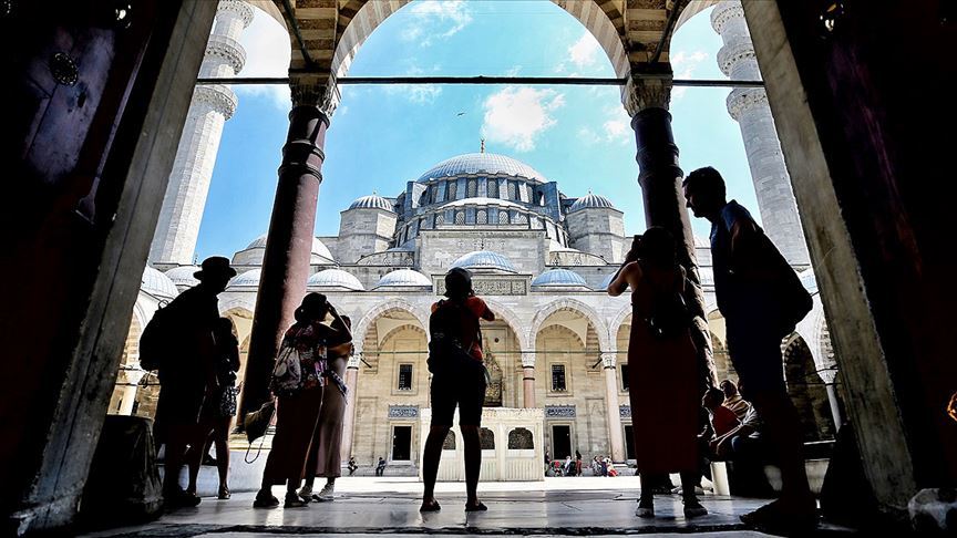 Türkiye 8 ayda 31 milyonu aşkın yabancı ziyaretçi ağırladı