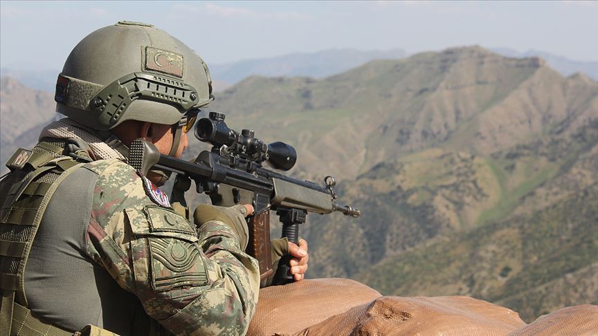 Hakkari kırsalında 3 terörist etkisiz hale getirildi 