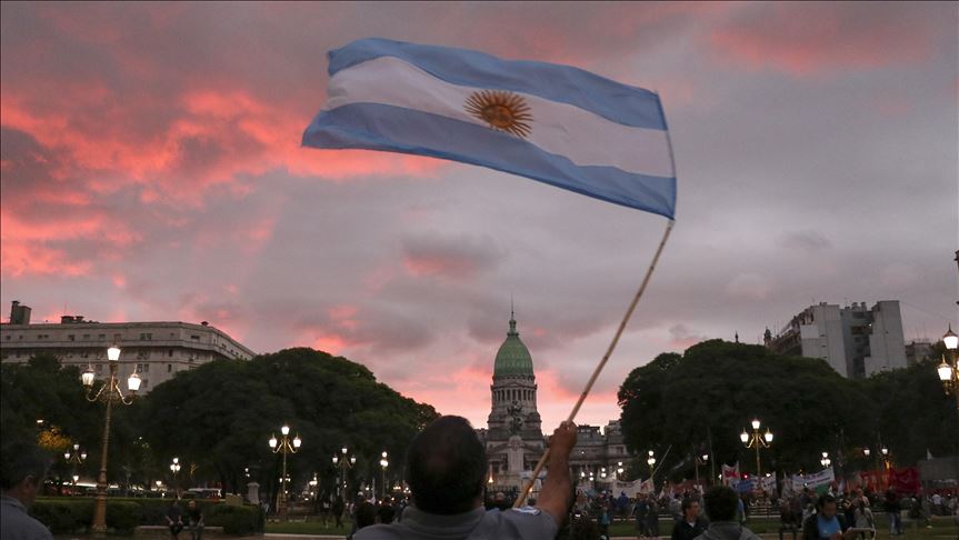 La larga y en ocasiones conflictiva relación entre Argentina y el FMI