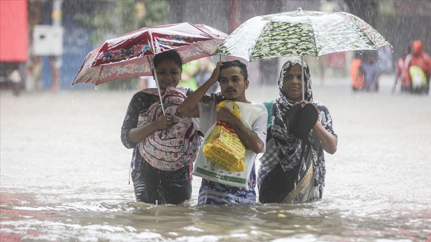 Hindistan Da Muson Yagmurlari Bu Yil Bin 600 Den Fazla Can Aldi