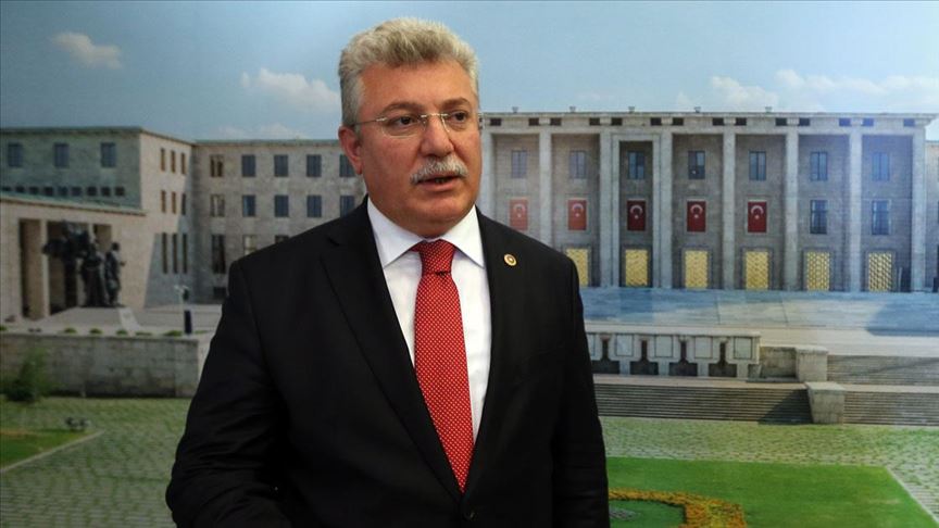 AK Parti'den '50 artı 1'in düşürülmesi' değerlendirmesi