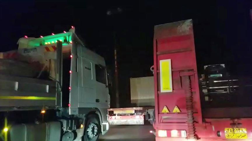 300 شاحنة مساعدات أمريكية تدخل مناطق "ي ب ك" الإرهابي شرقي سوريا