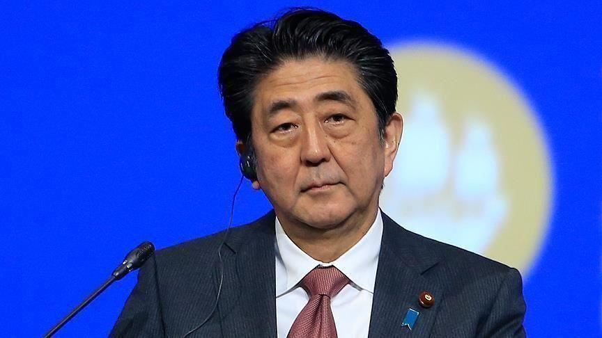 Abe kërkon samit me Phenianin dhe distancohet nga Seuli