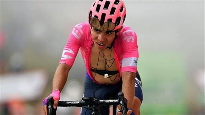 Los colombianos Higuita y Bernal en el podio y top 10 del Giro de Emilia