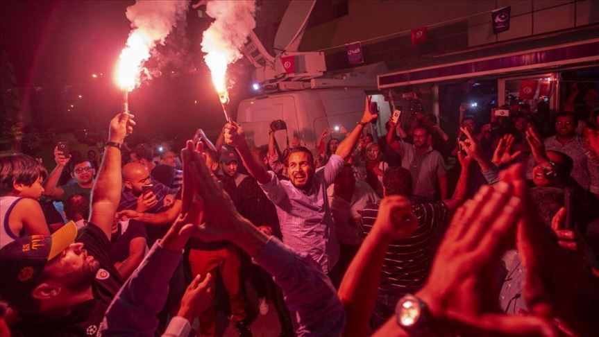 "النهضة" تتصدر التشريعيات بـ40 مقعدا يليها "قلب تونس" بـ33