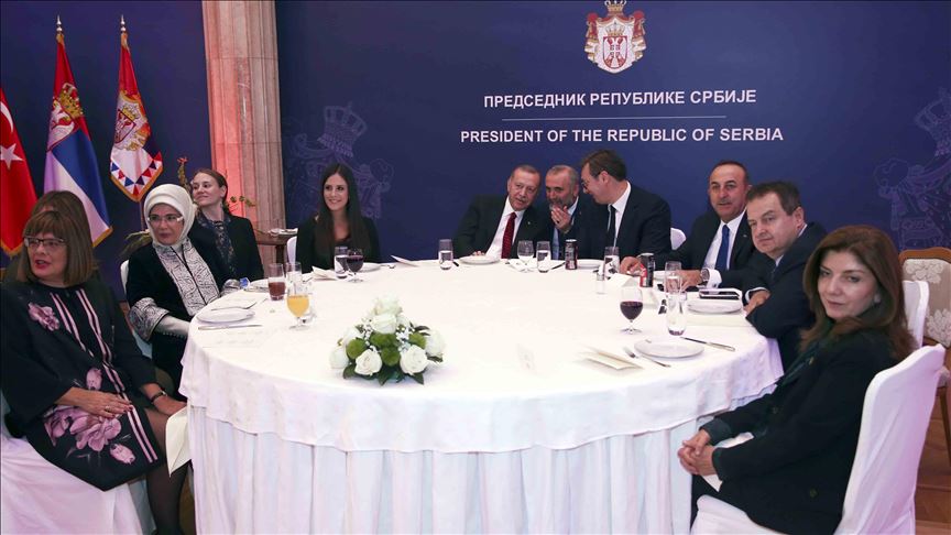 Vučić priredio svečanu večeru u čast Erdogana