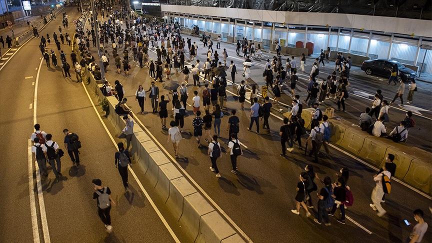 Hong Kong: Privedene dvije osobe koje su prekršile zabranu nošenja maski